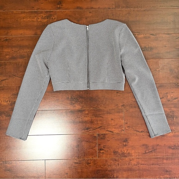 WAYF Houndstooth Black White Checkered Long Sleeve Crop Top Back Zip Size Small - Picture 5 of 11